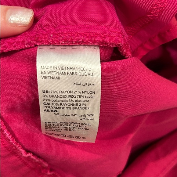 Bundle of 3 Cropped Pants Stretch 2 Chicos 1 Rafaella Pink, Green, Orange Size 8 - Picture 13 of 15